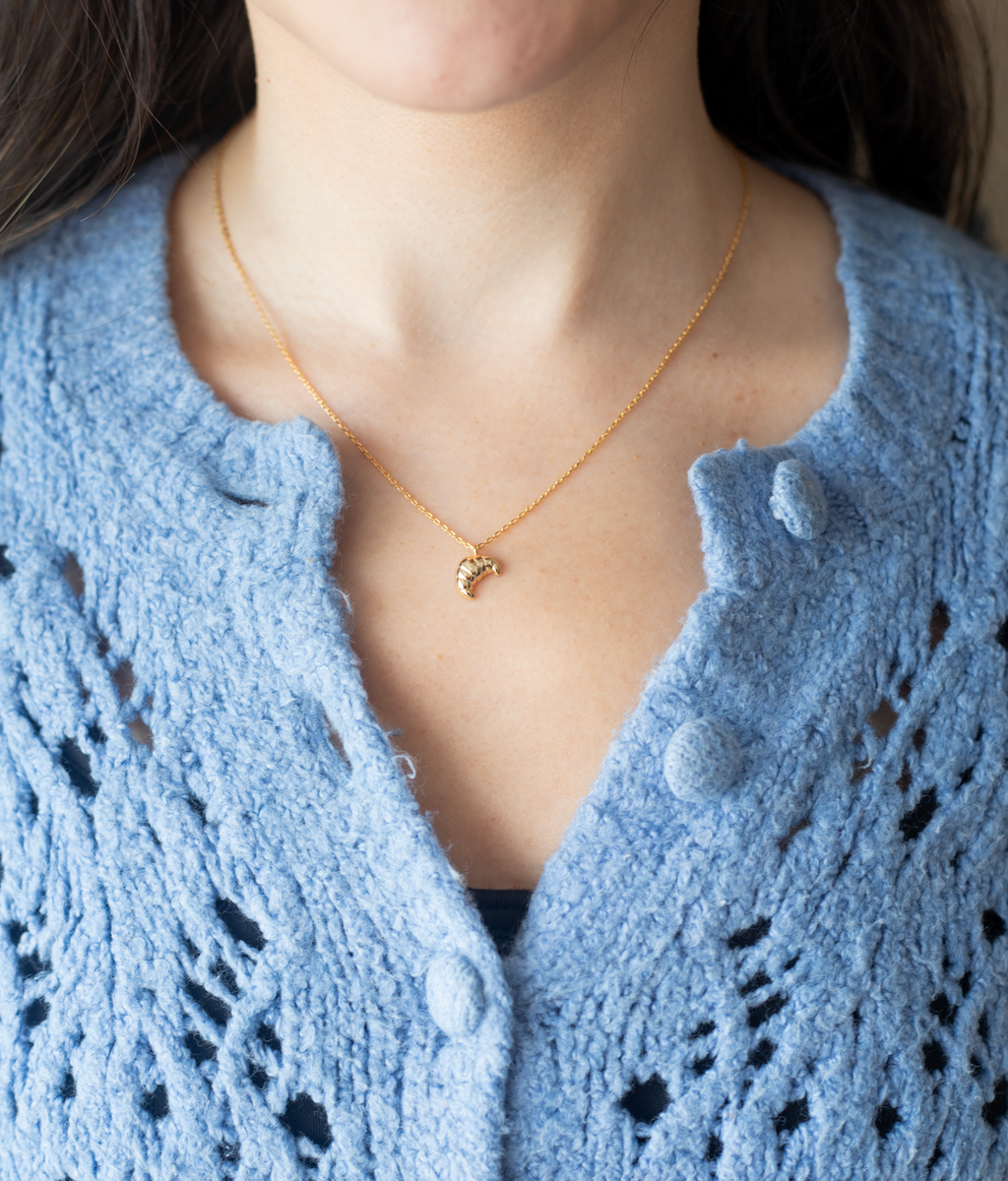 {pre-order} le croissant necklace